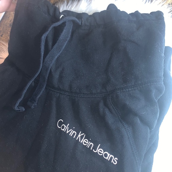 Calvin Klein Jeans Turtle Neck Sweater - Picture 2 of 3